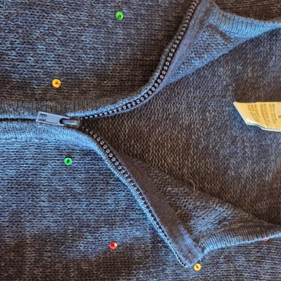 Holiday zippered cardigan sweater with reindeers sequins. Navy Size small - Picture 4 of 7